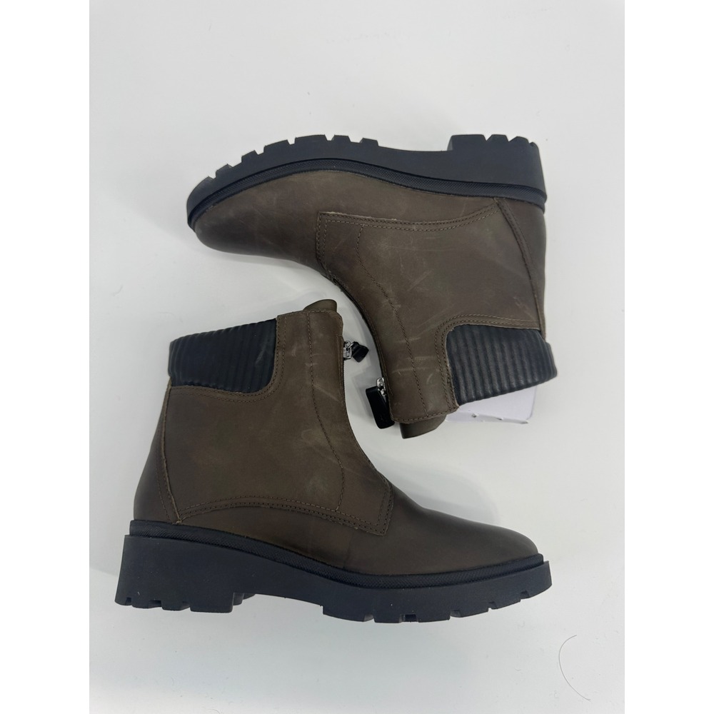 Clarks Calla Zip Olive Leather Boots Women 6.5 Lug Sole Front Zip Edgy Comfy